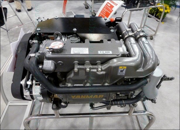 Yanmar-Marine-Diesel-Engines-4JH-110-Four-Cylinder